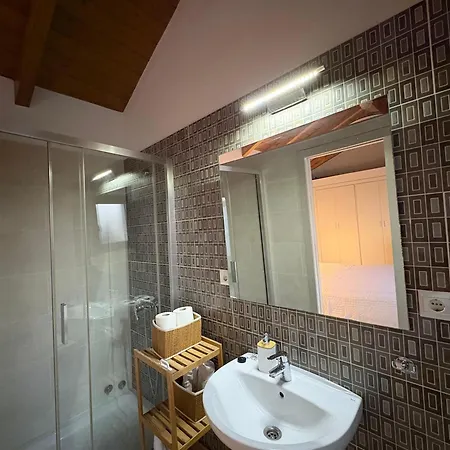 Private Sunrise Terrace & Cathedral Views *