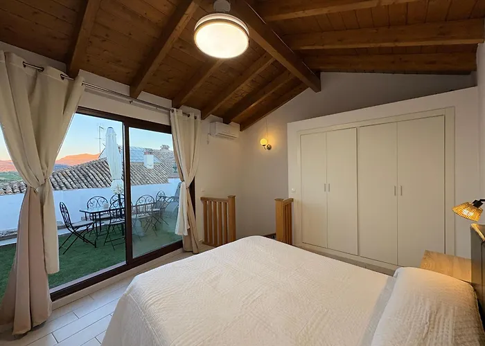 Cathedral Views Balconies & Private Terrace Apartment Ronda