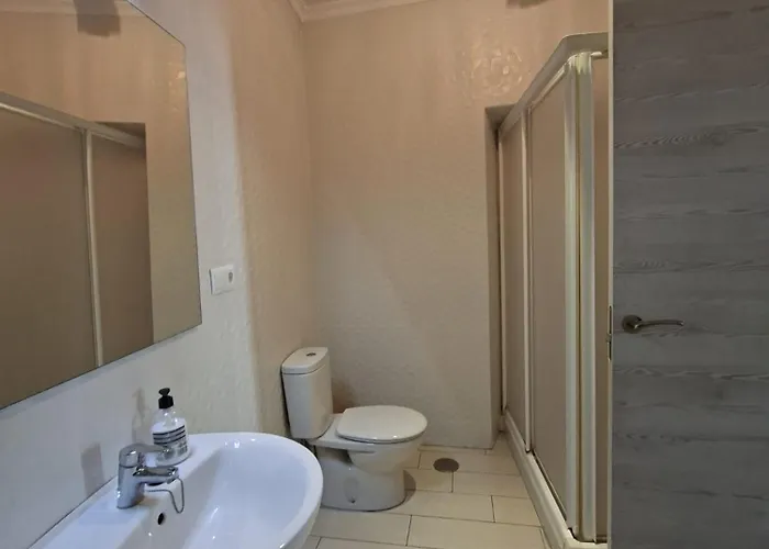 Cathedral Views Balconies & Private Terrace Apartment